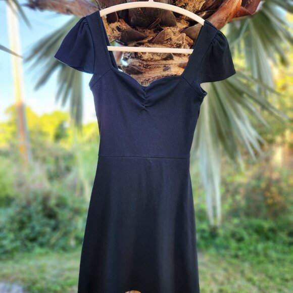🩷Wild Fable💚 Ribbed Knit V-Neck Puff Sleeve Mini Dress S- BLACK - Picture 4 of 5